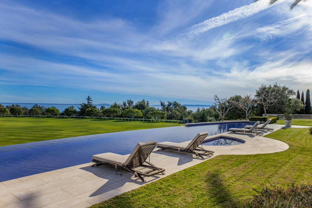 120 Montecito Ranch Ln