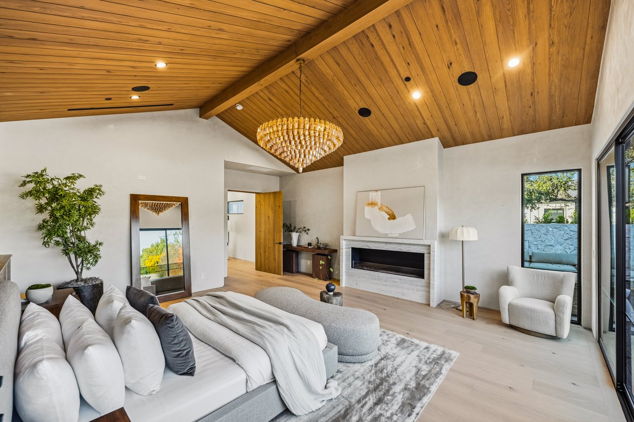 4816 Oak Park Avenue