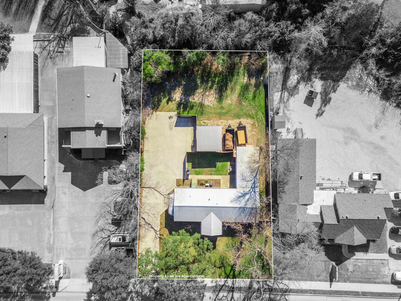 Waco Drive STR & Mixed-Use Investment