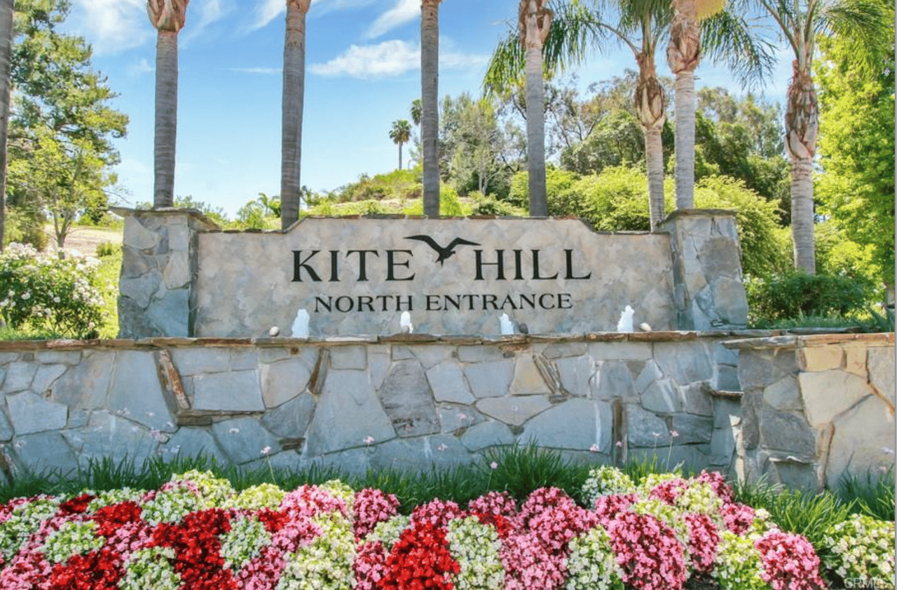 23921 Catbird Court