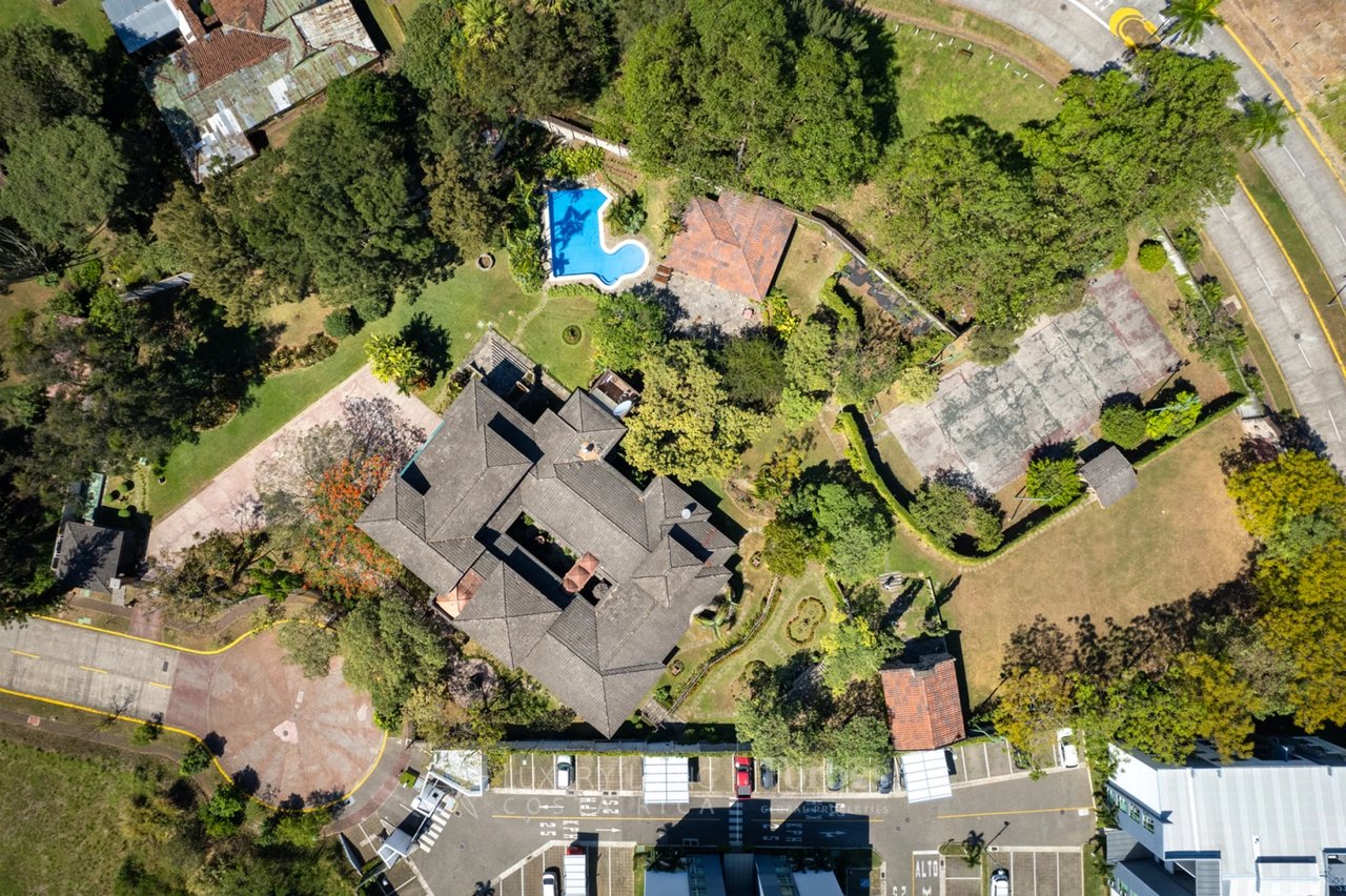 1278 - Valart Estate - An oasis in the city with mixed land use in Real Cariari