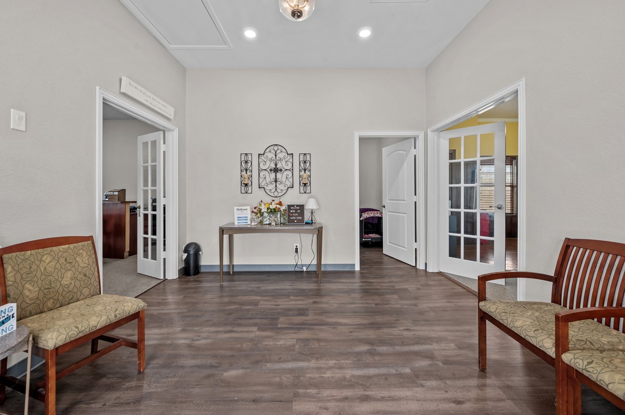 1208 W. Clayton