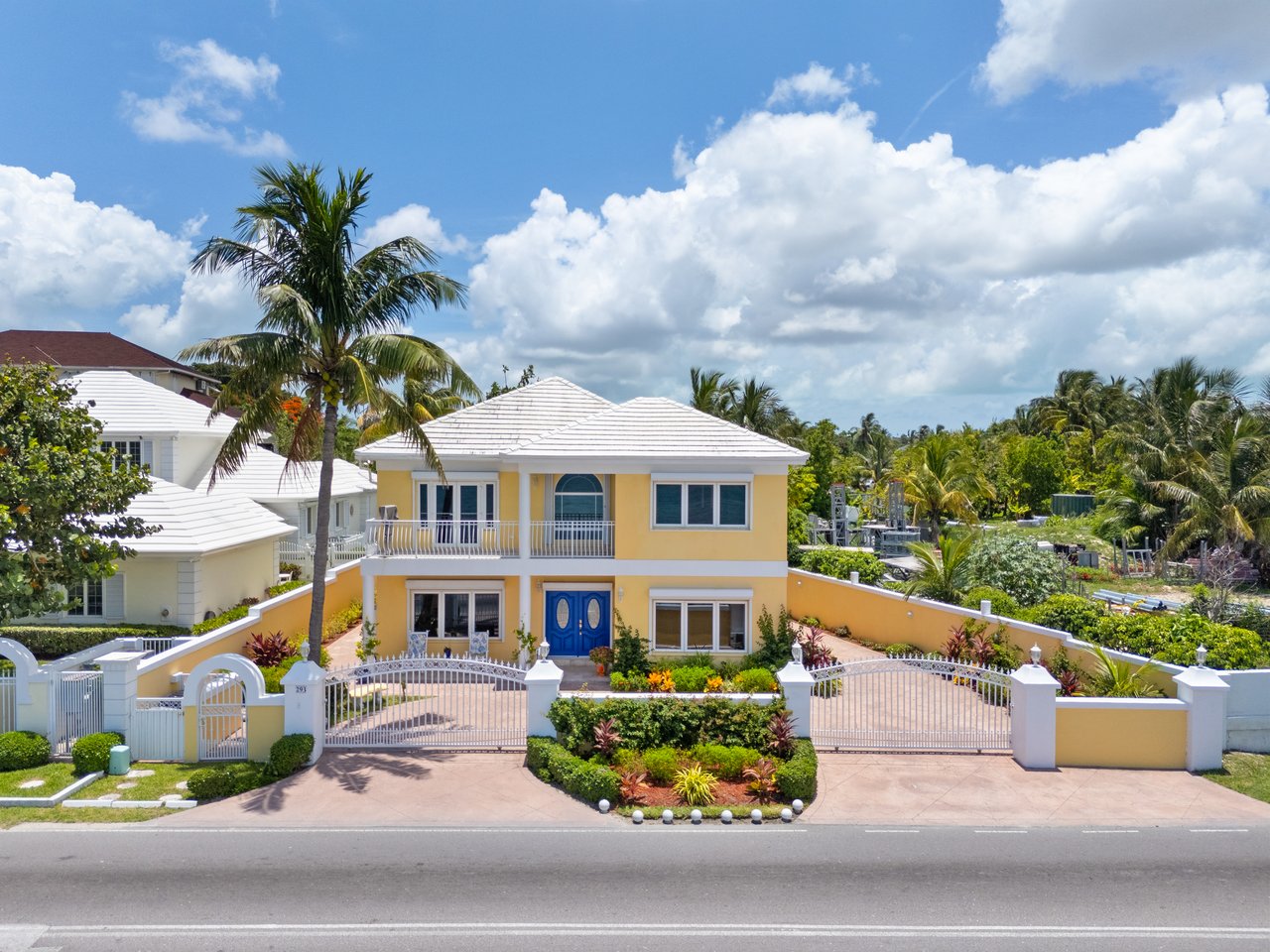 VILLA SUNDANCE