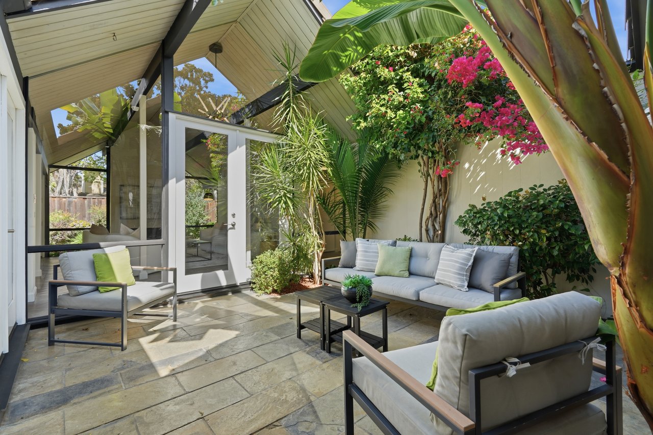 387 Vasquez AVE