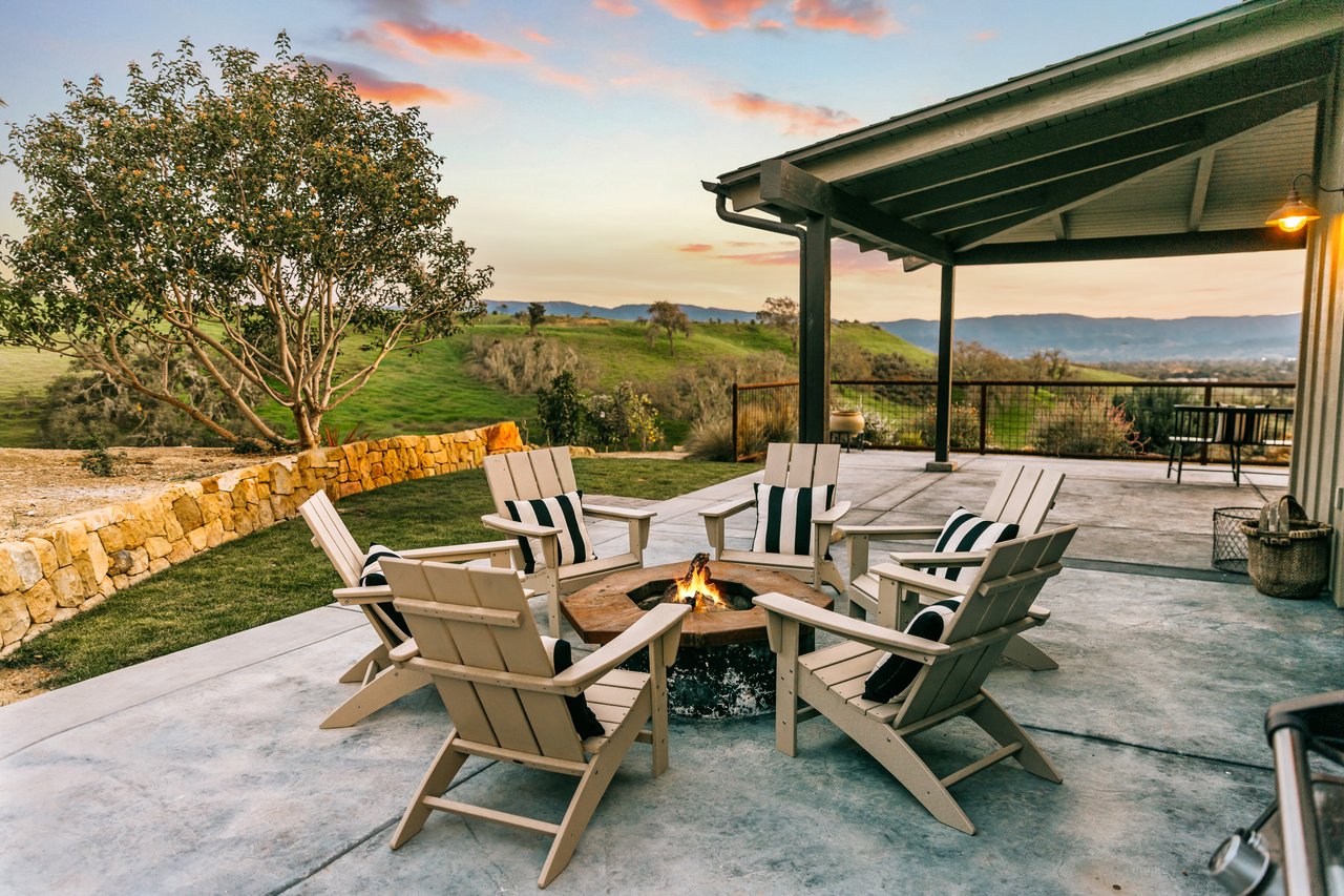 22 Acres of Timeless California Living