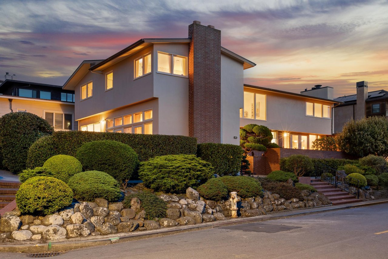201 Sea Cliff Avenue