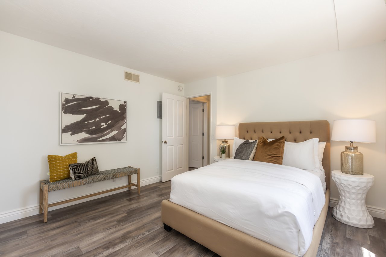 10751 Wilshire Blvd #702, Westwood