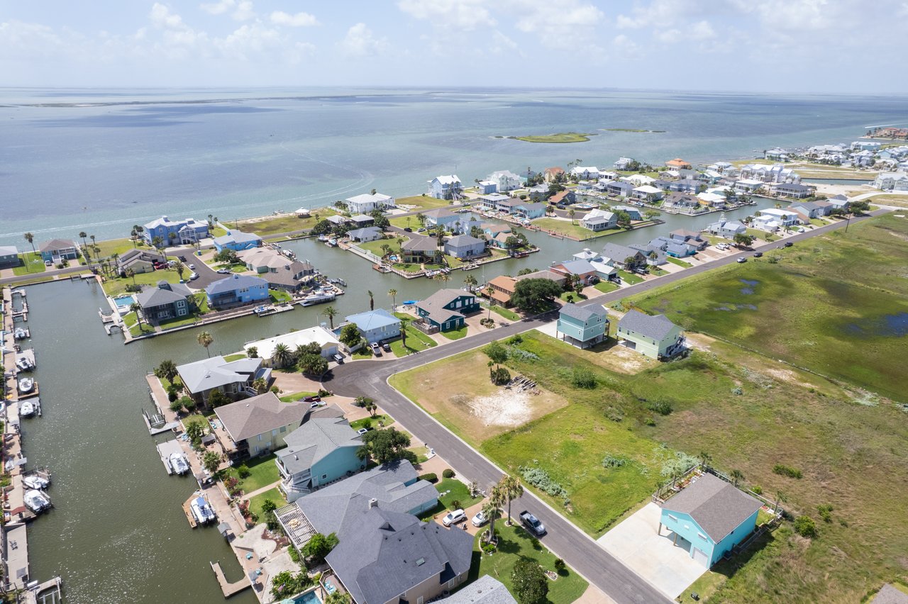Bahia Bay