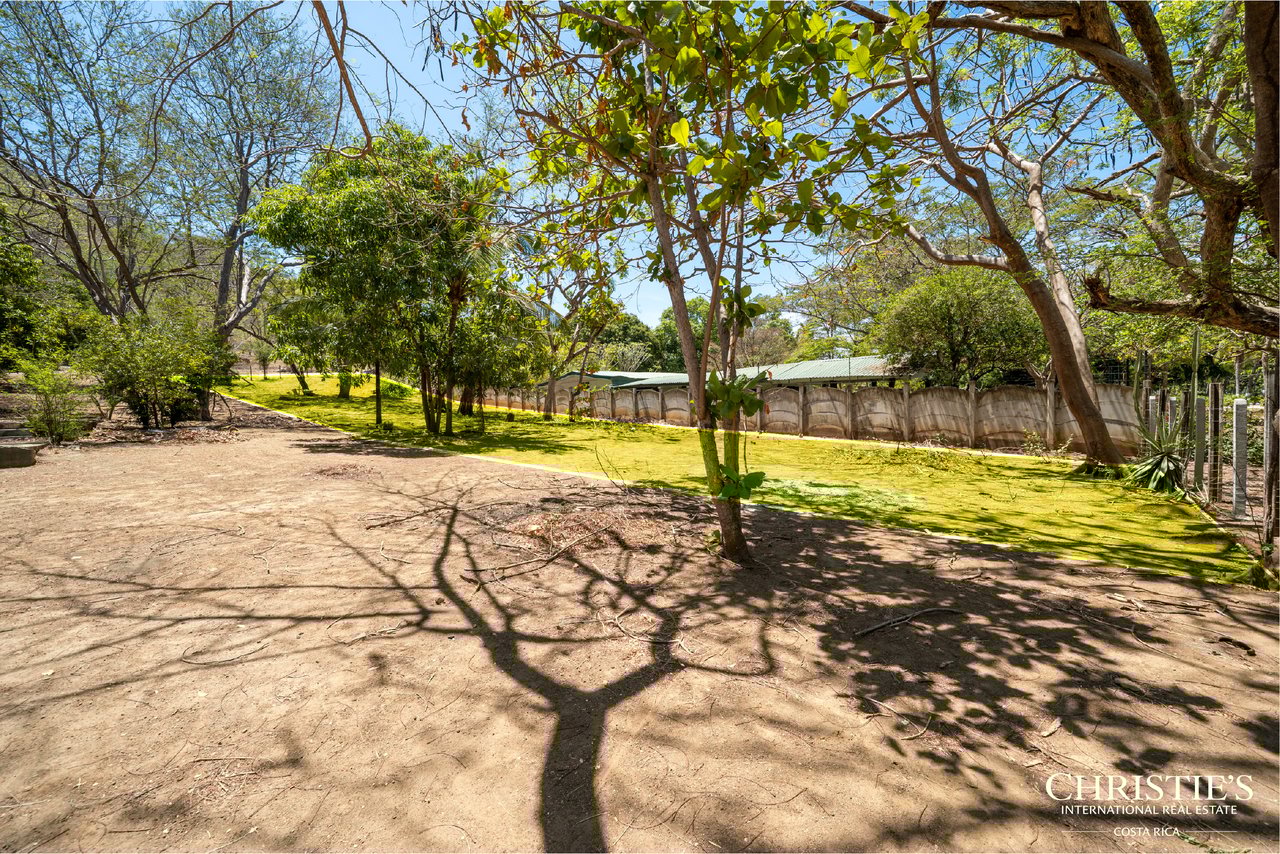 Prime Oceanfront Lot for Sale