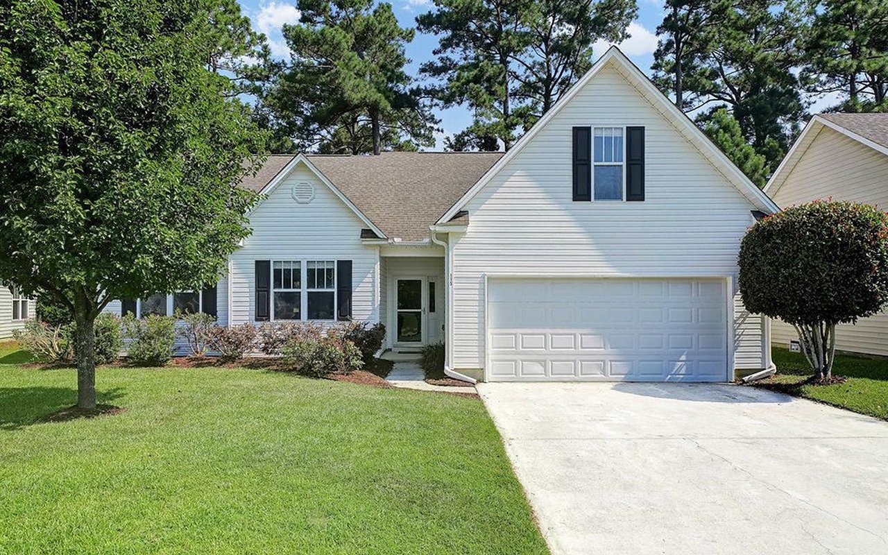 Have Your Cake And Eat It To. 115 Yaupon CT, Hampstead, NC