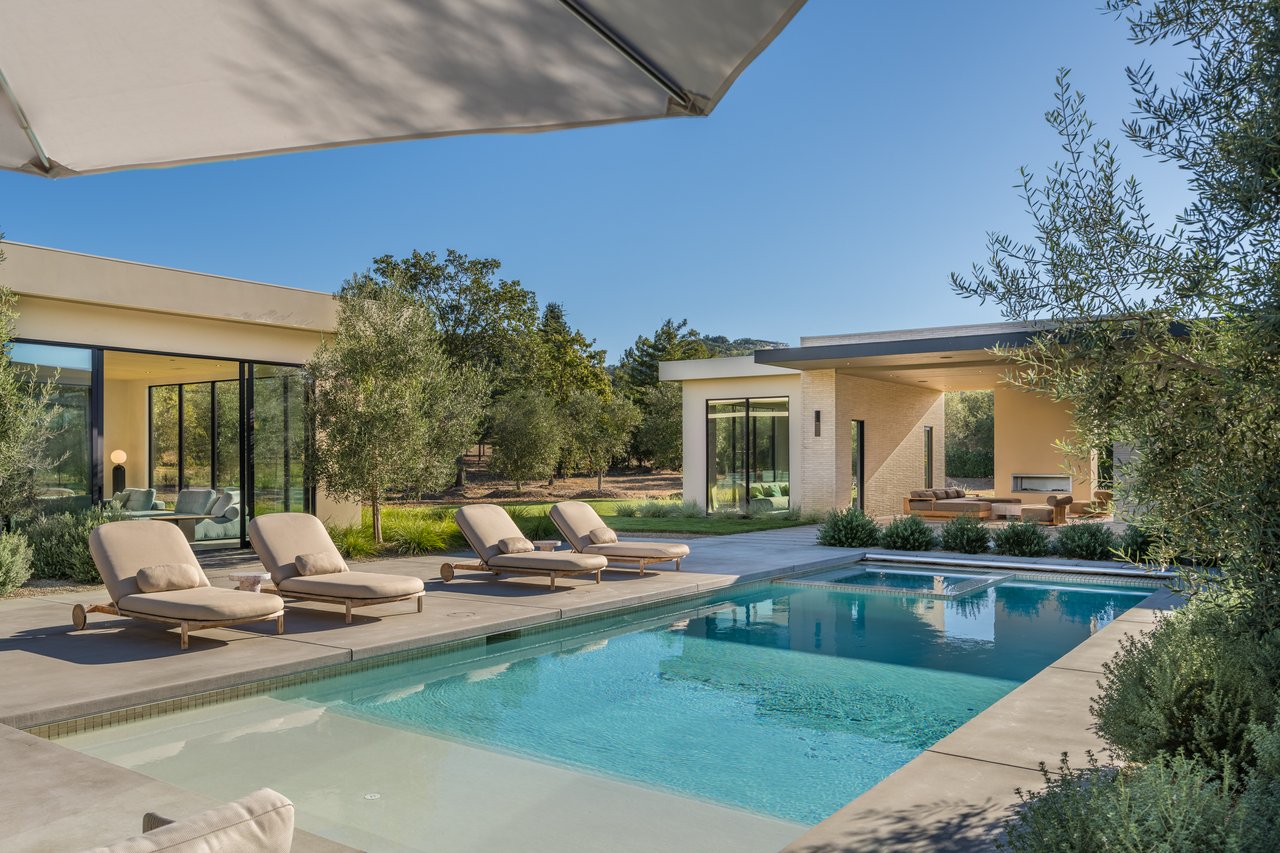 1608 Ridge Valley Road