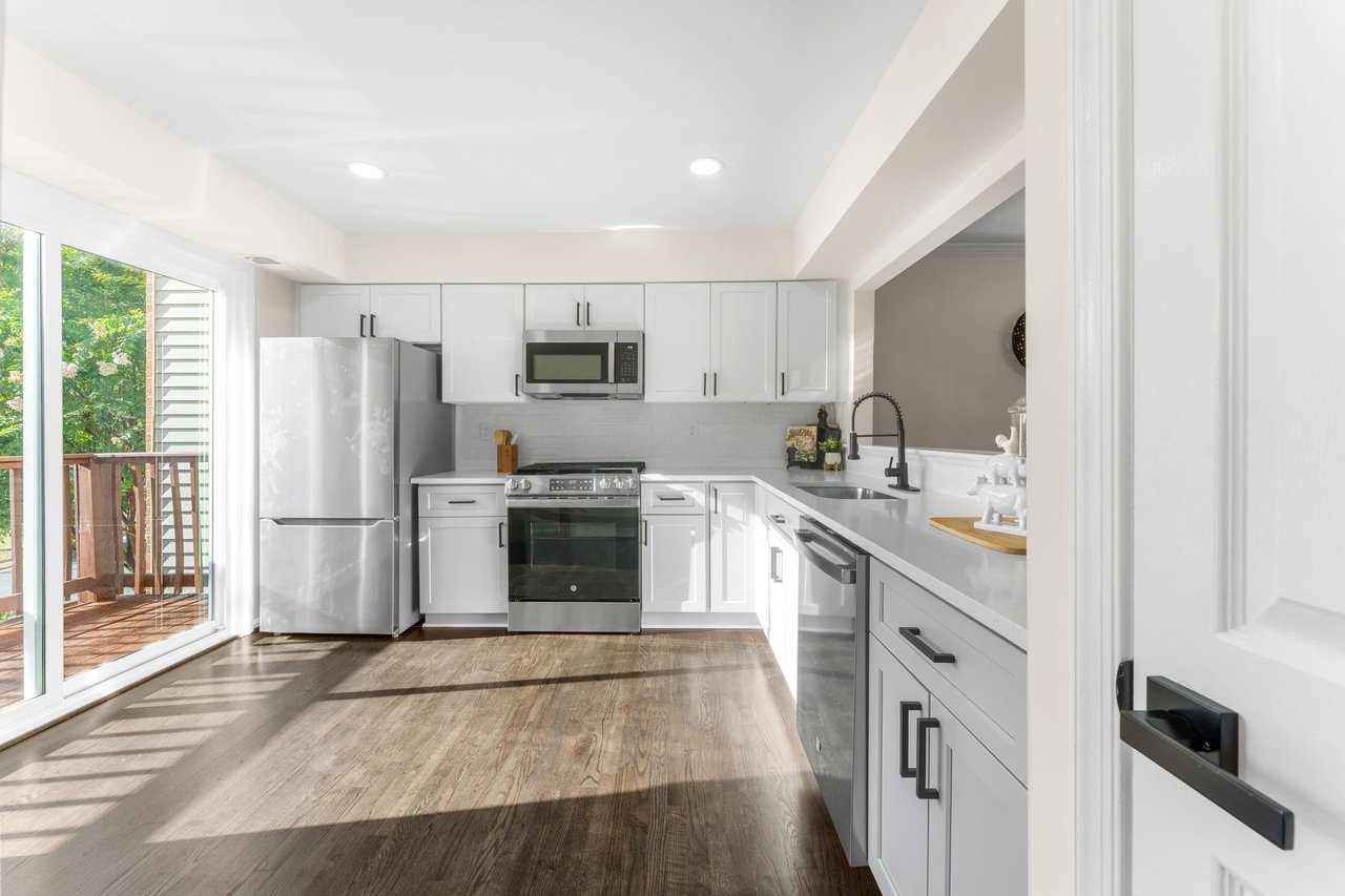 Best of Alexandria Living – 6540 River Tweed Lane