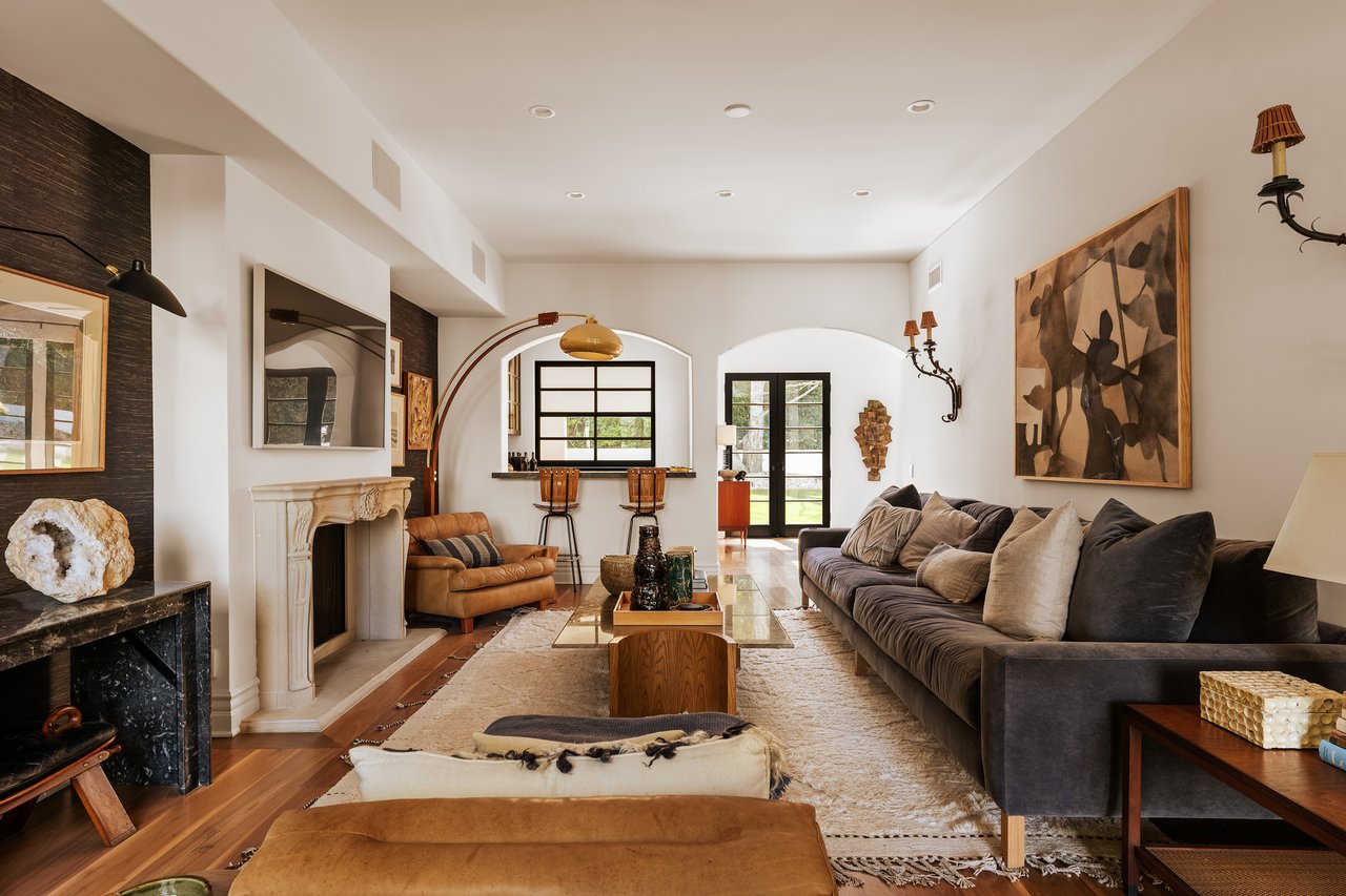 3901 Longridge Ave, Sherman Oaks