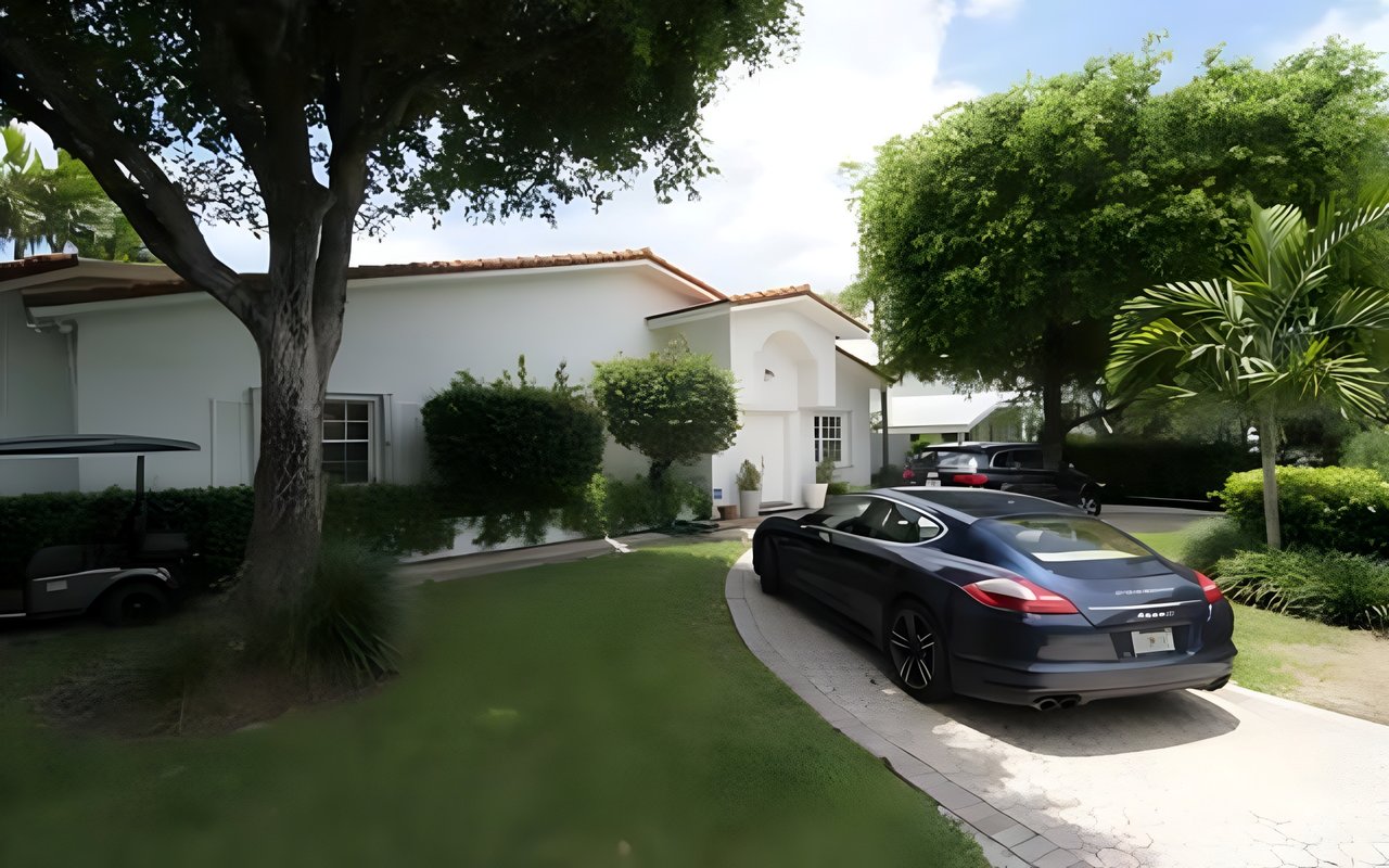 A Fabulous Key Biscayne Home – 370 Woodcrest Rd
