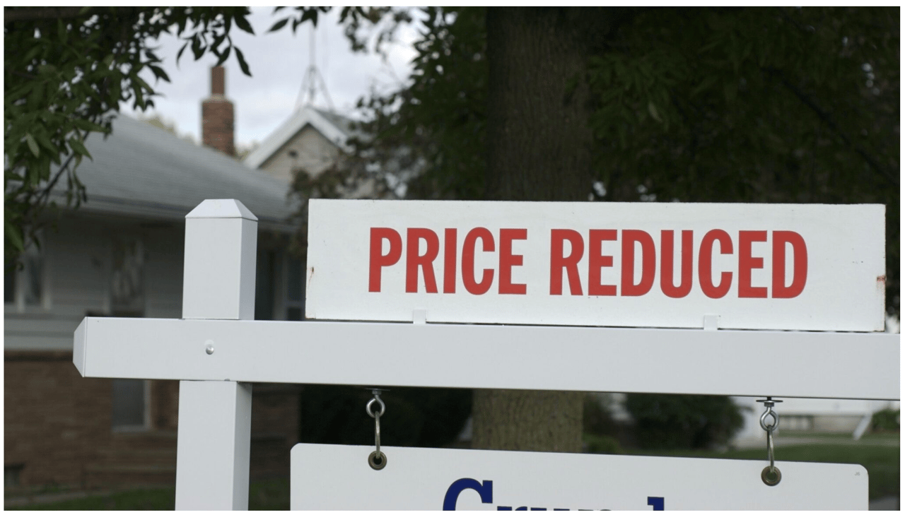 Starter homes see bigger price cuts than luxury listings