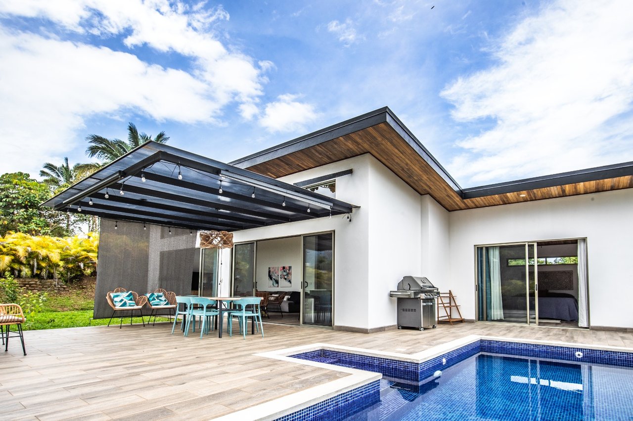 Mountain View 3 Bedroom Home in Toucan Gated Community