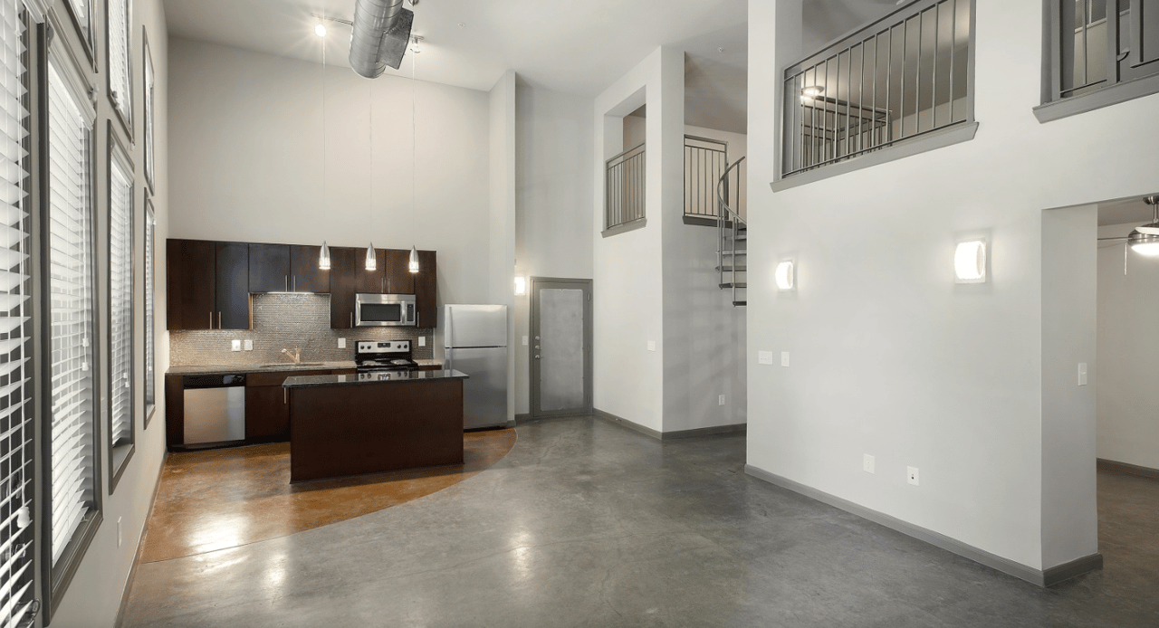 Lease today, live up to 4 weeks free!!