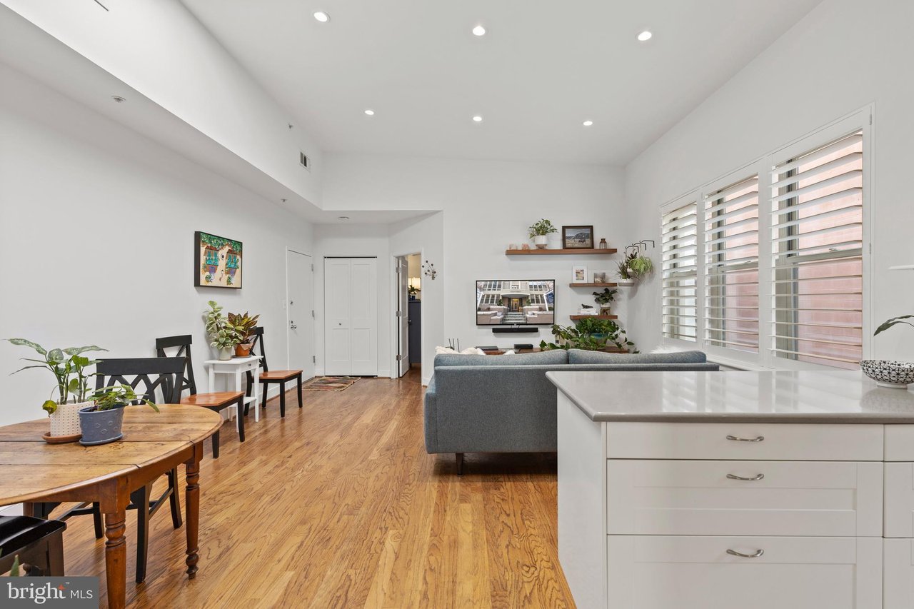 1445 N St NW #303