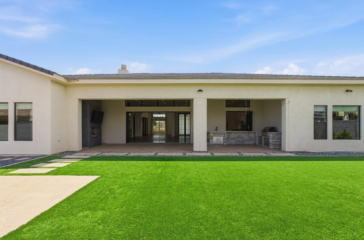 18206 W SAN MIGUEL Court