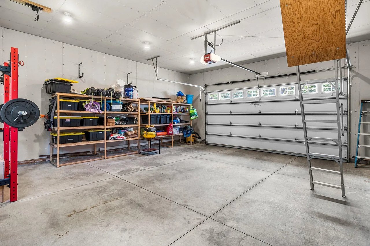 Updated Rambler in the Heart of Minnetonka