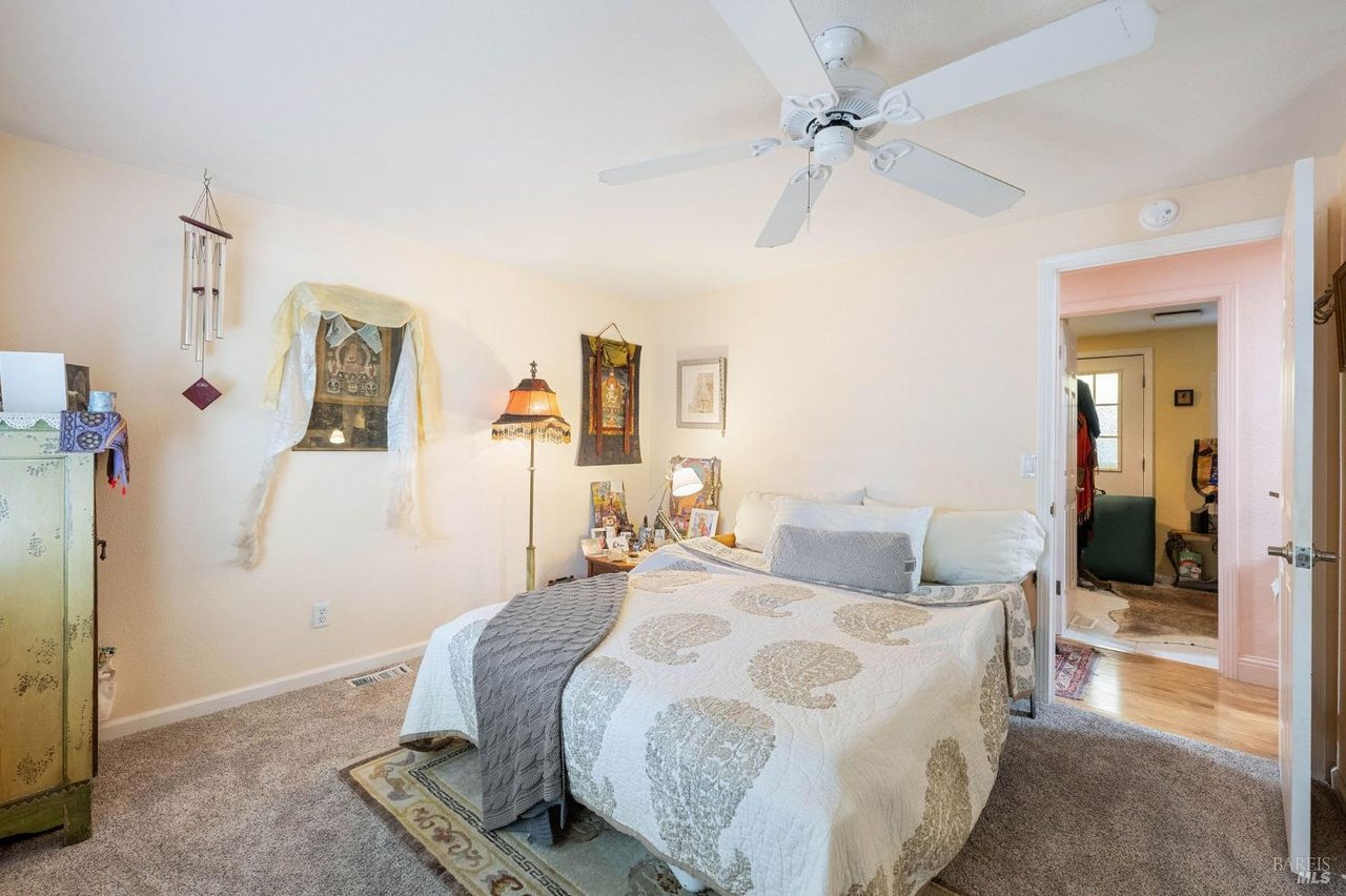 2 La Cuesta Ct, St. Helena