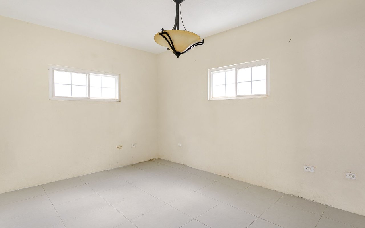 Resort Edge Villa / Les Sotto Voce