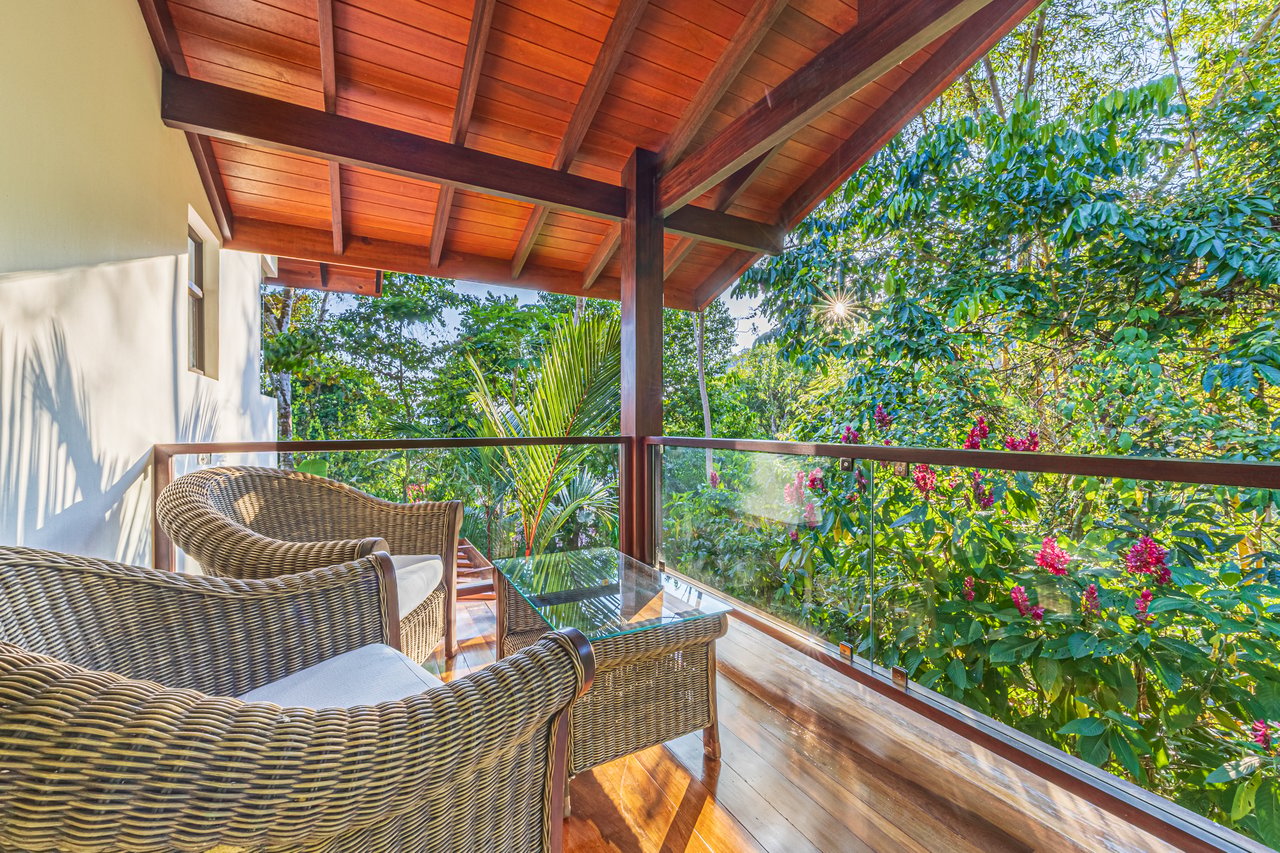 Stunning Waterfall Home + Guest Casita - Cascada Azul