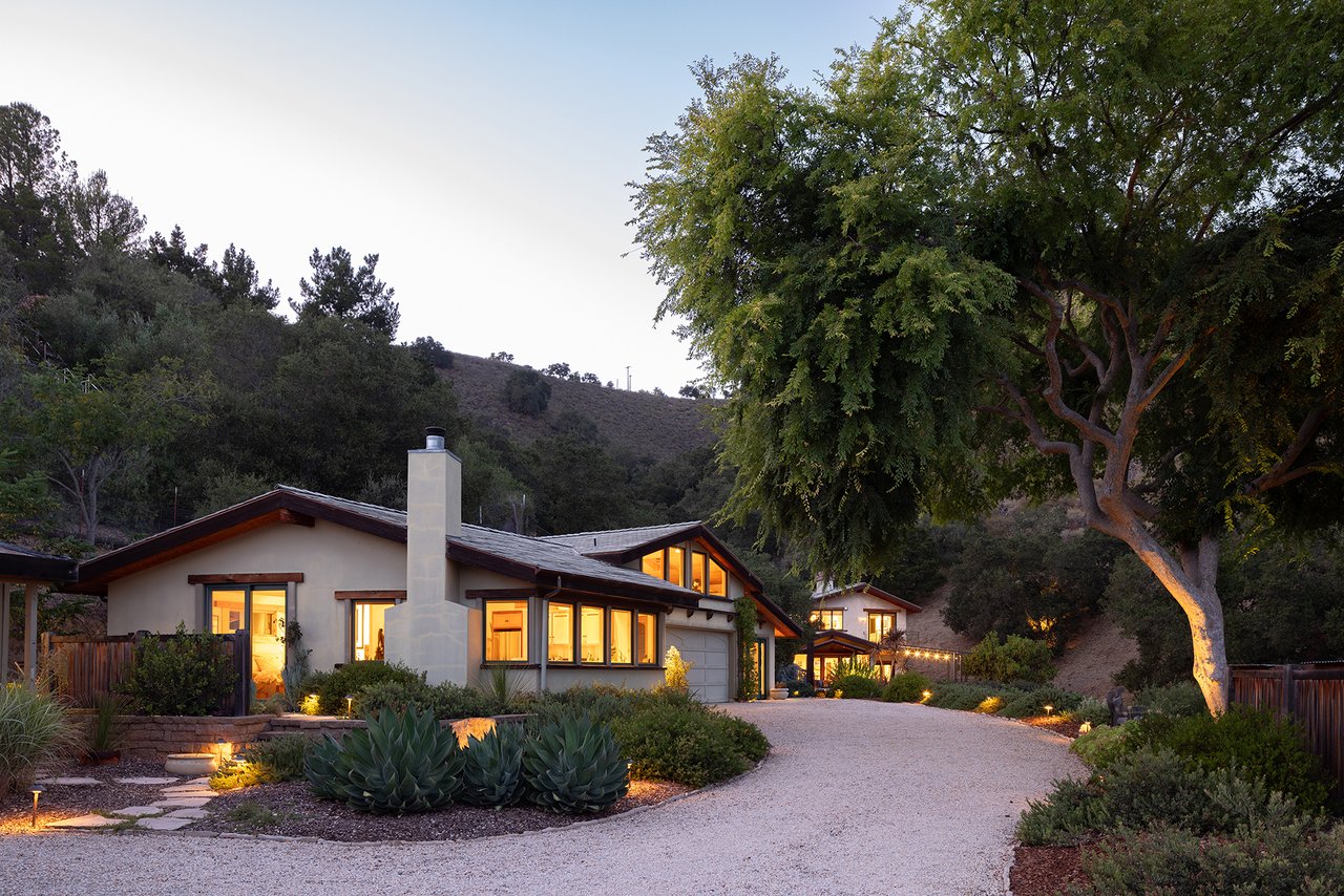 Private Hilltop Sanctuary