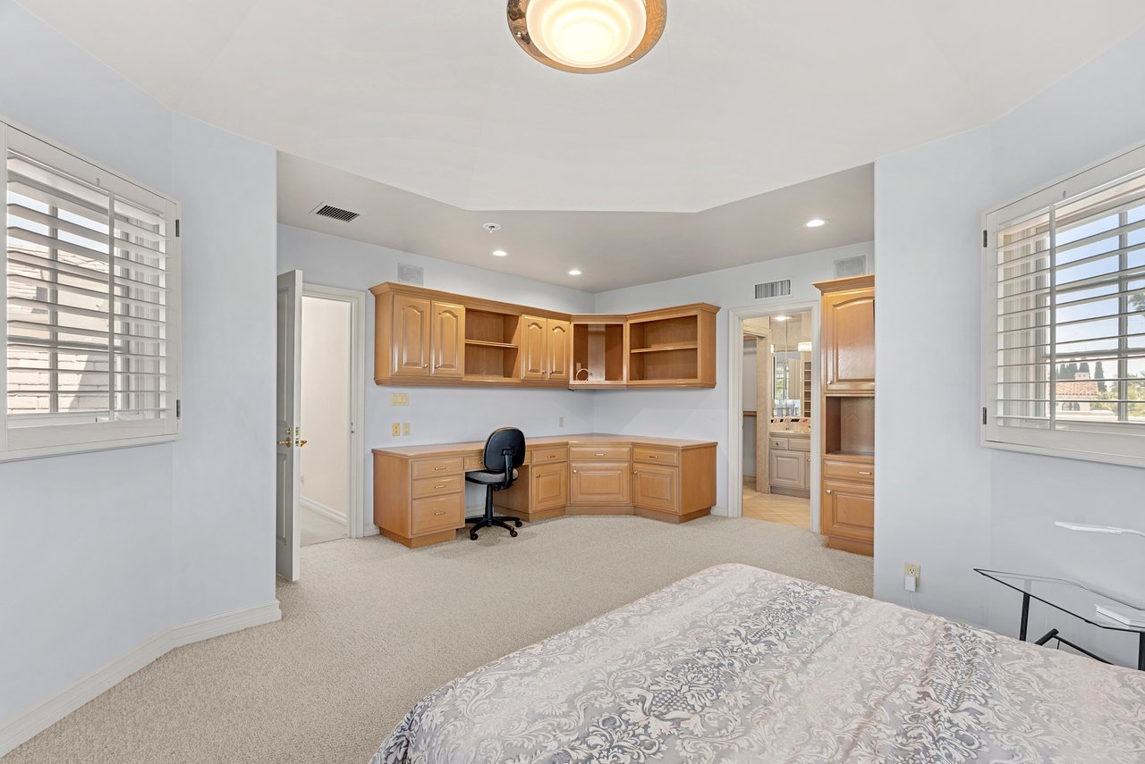 201 N Palm Dr, Beverly Hills 