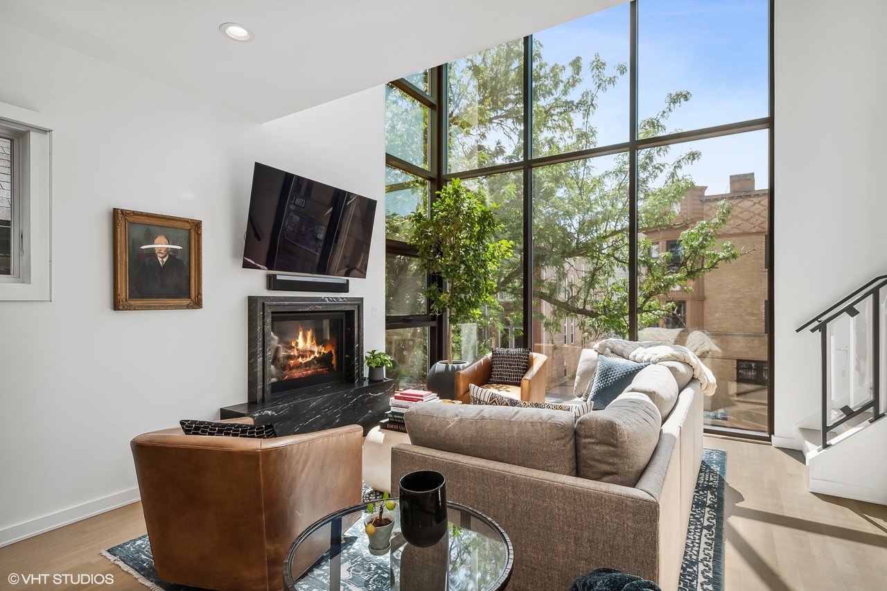 1547 N Wood St Unit 2