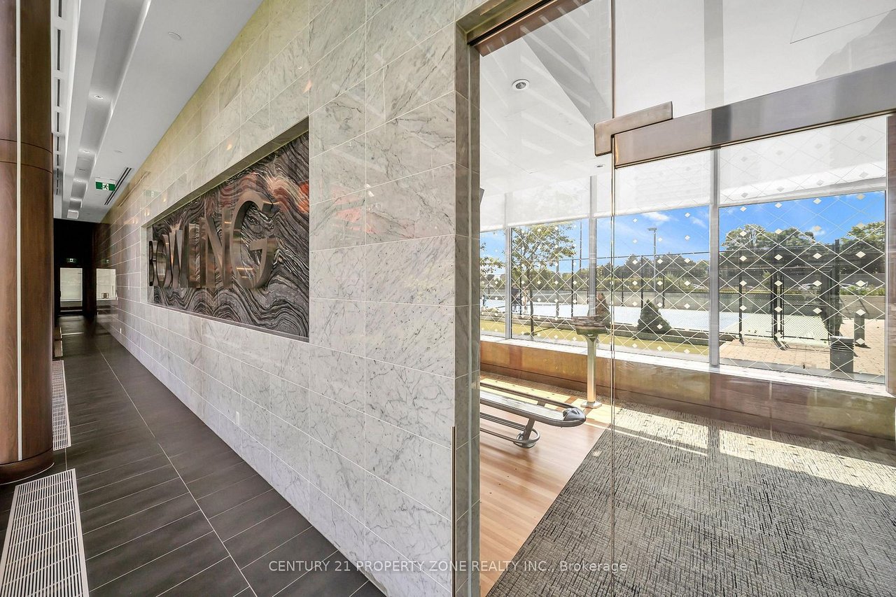 PERFECT SUITE FOR PENTHOUSE LIVING
