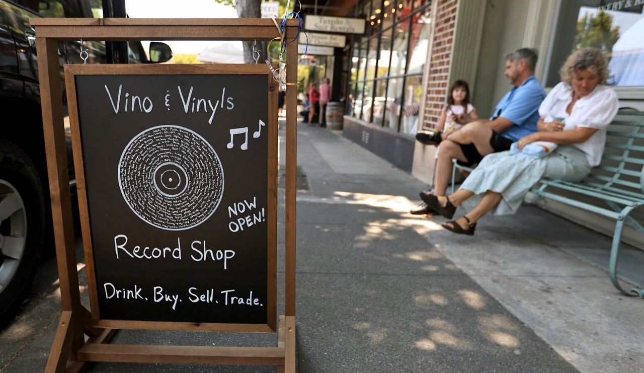 Where To Get Vinyl Records in Sonoma County