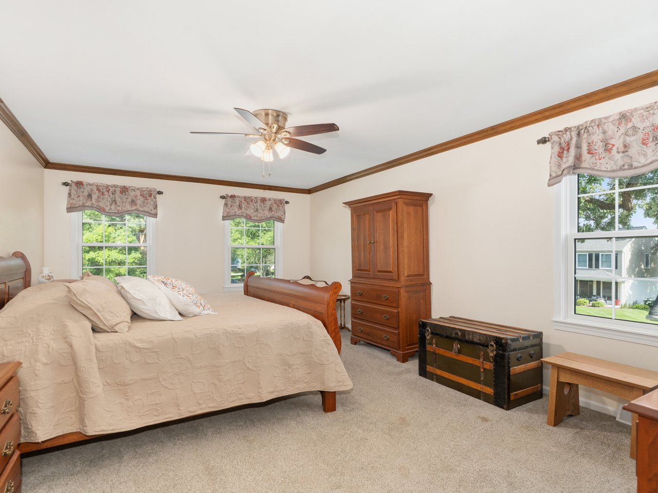 1235  Pin Oak Court