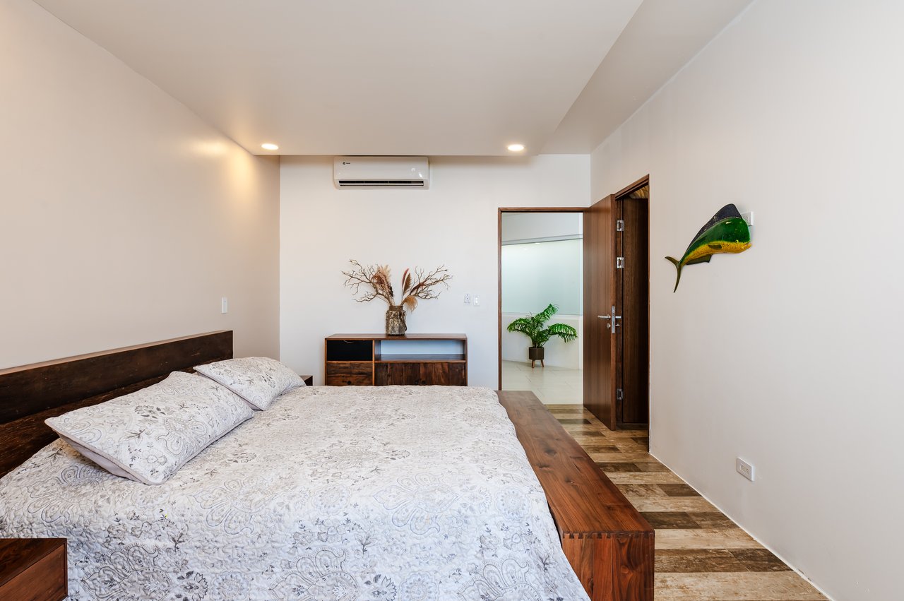 Penthouse 32 | Luxury Ocean-View Condo at Peninsula Langosta