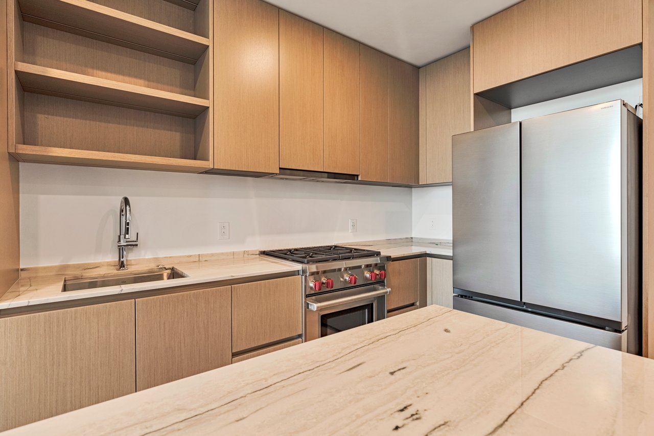 610 Davis St. #4406