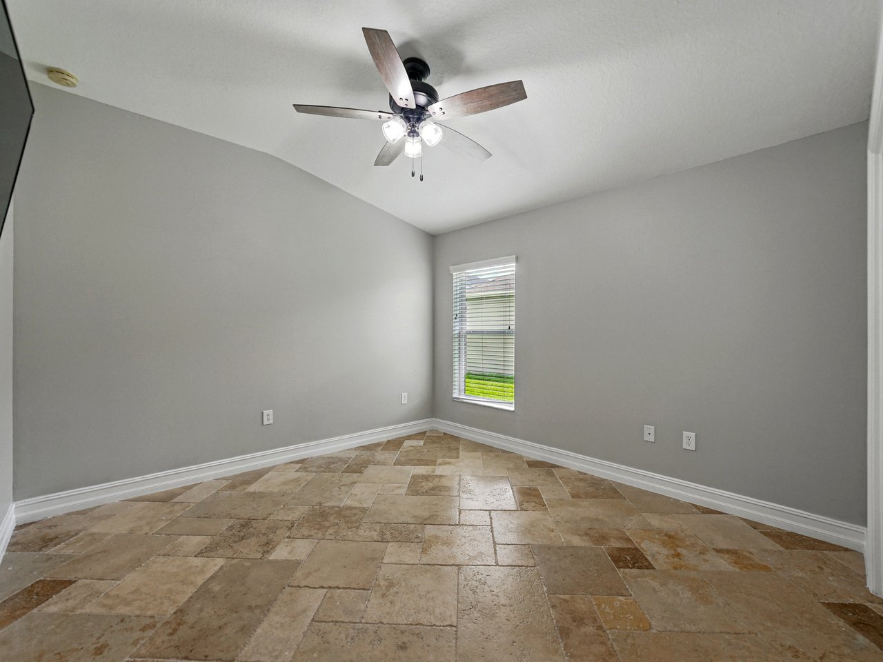 6957 BOULDER RUN LOOP