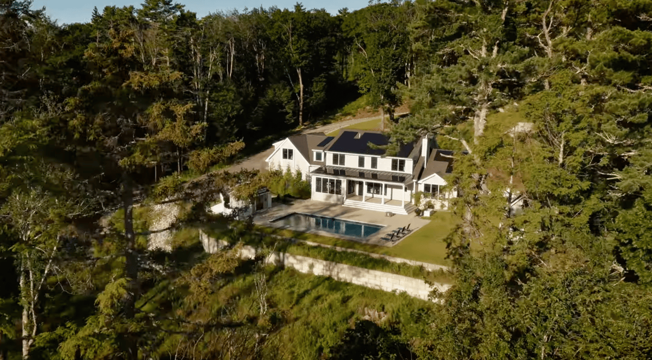 9 Bayview Dr, Cumberland Foreside 