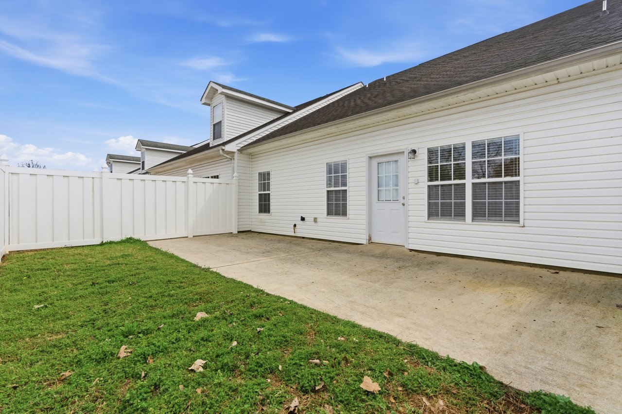 Madison City Schools End-Unit Townhome