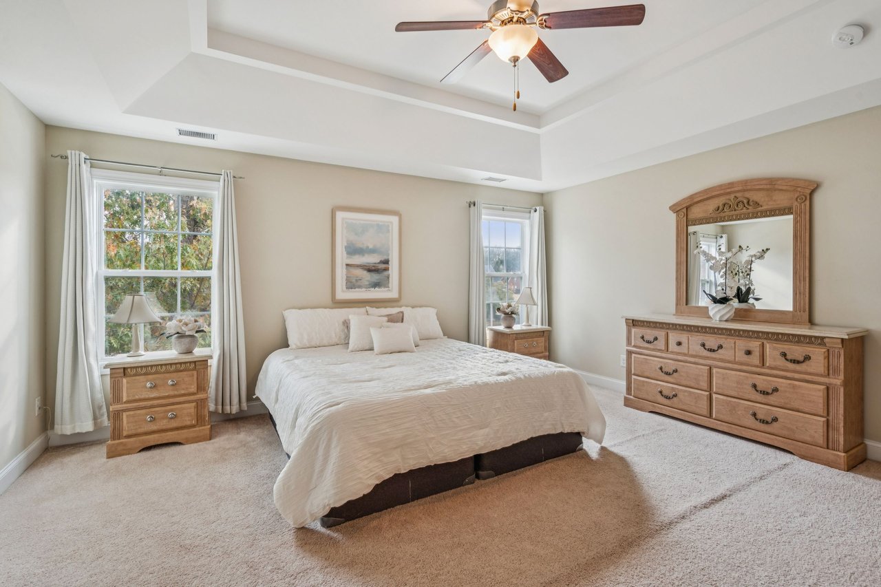 5516 Crescent View Dr