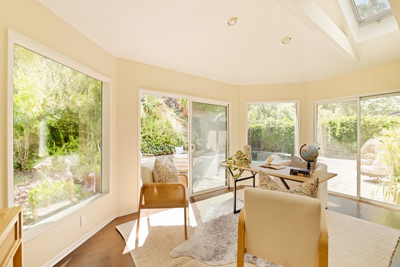 3588 Mandeville Canyon Road, Brentwood