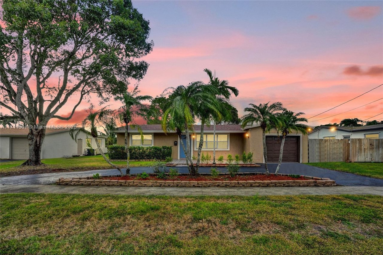 5231 SW 89th Ave