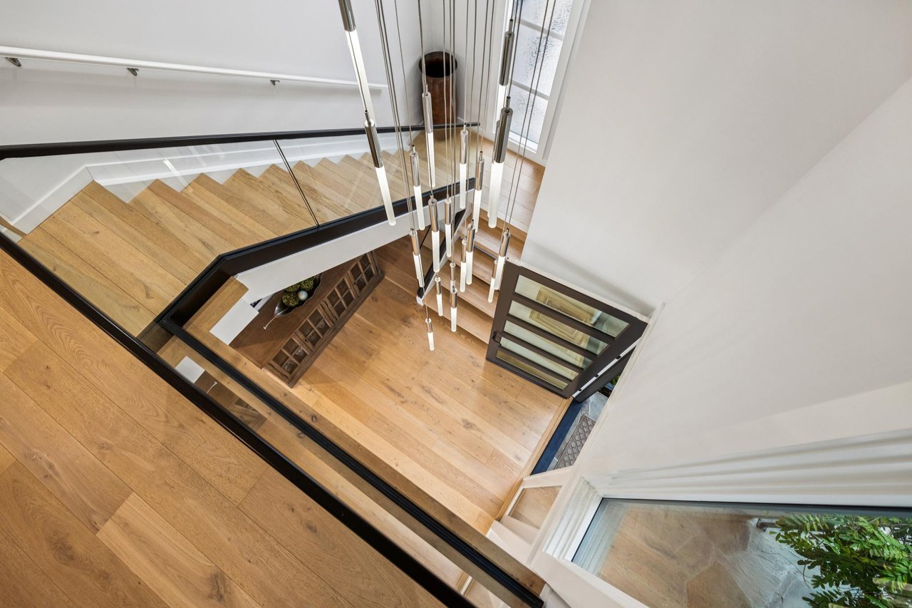 Luxurious Waterfront Home in Larkspur Marina