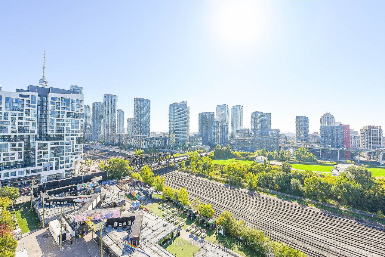 WEST CONDOS PENTHOUSE 