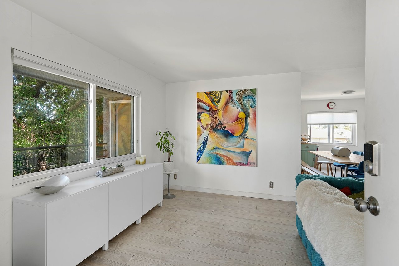 845 Brooks Ave. #1