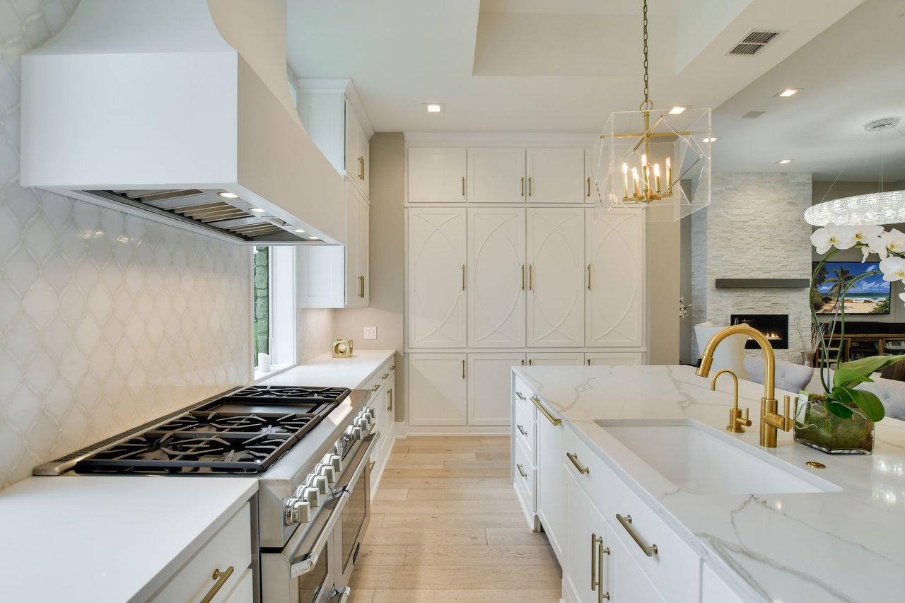 Reveille Transitional