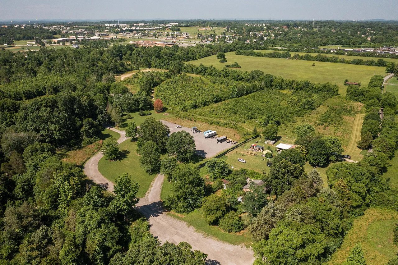 5224 Old Lebanon Dirt Rd