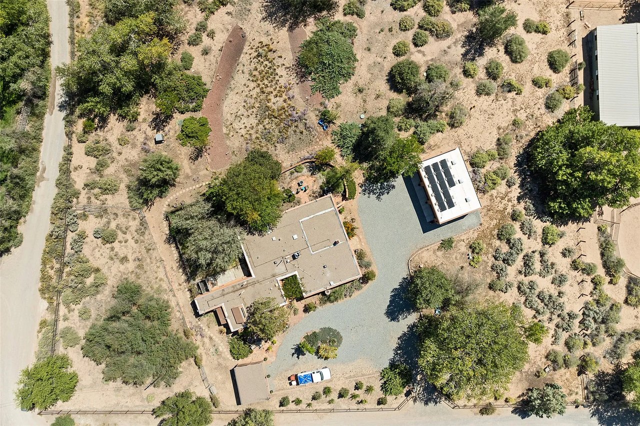 490 El Camino Campo