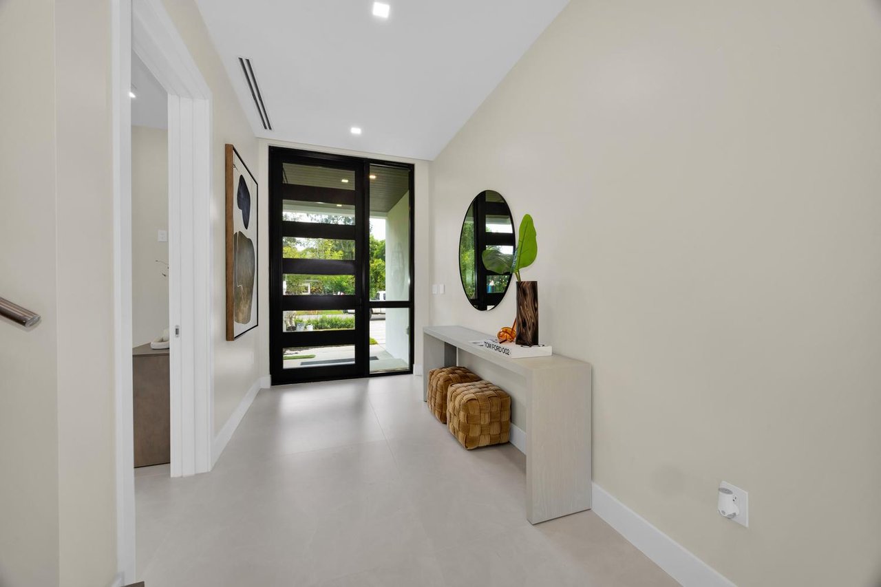 Sophisticated New Construction in the Heart of Miami
