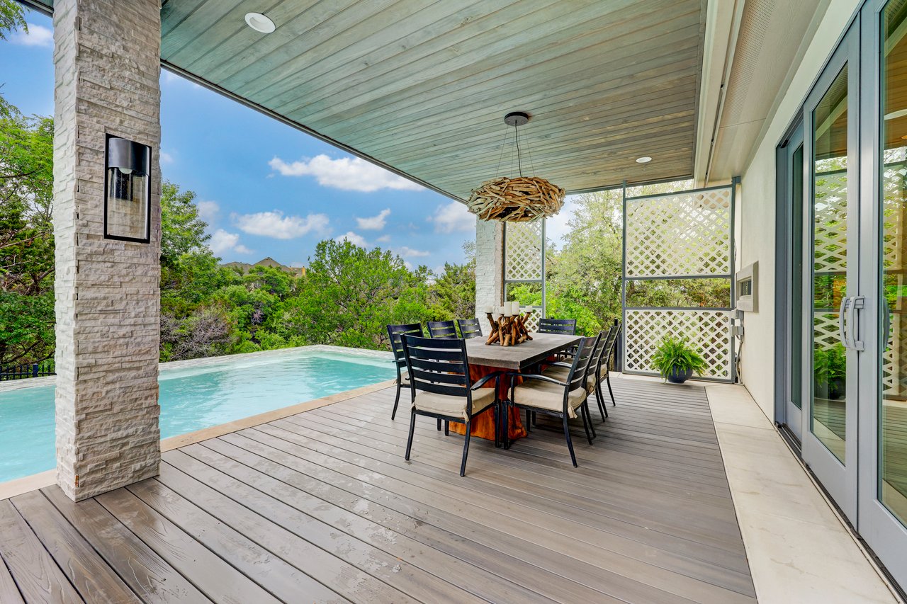 12100 Azure Shores Ct.