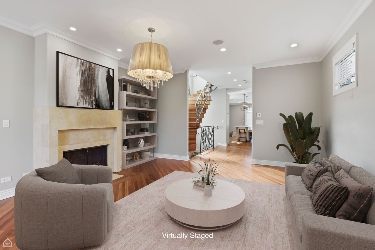 2115 W Superior Street 